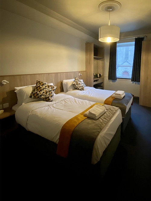 staying-in-ireland-on-a-budget-old-quarter-townhouse-limerick-room