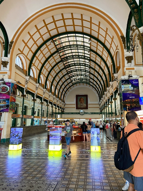 saigon-post-office