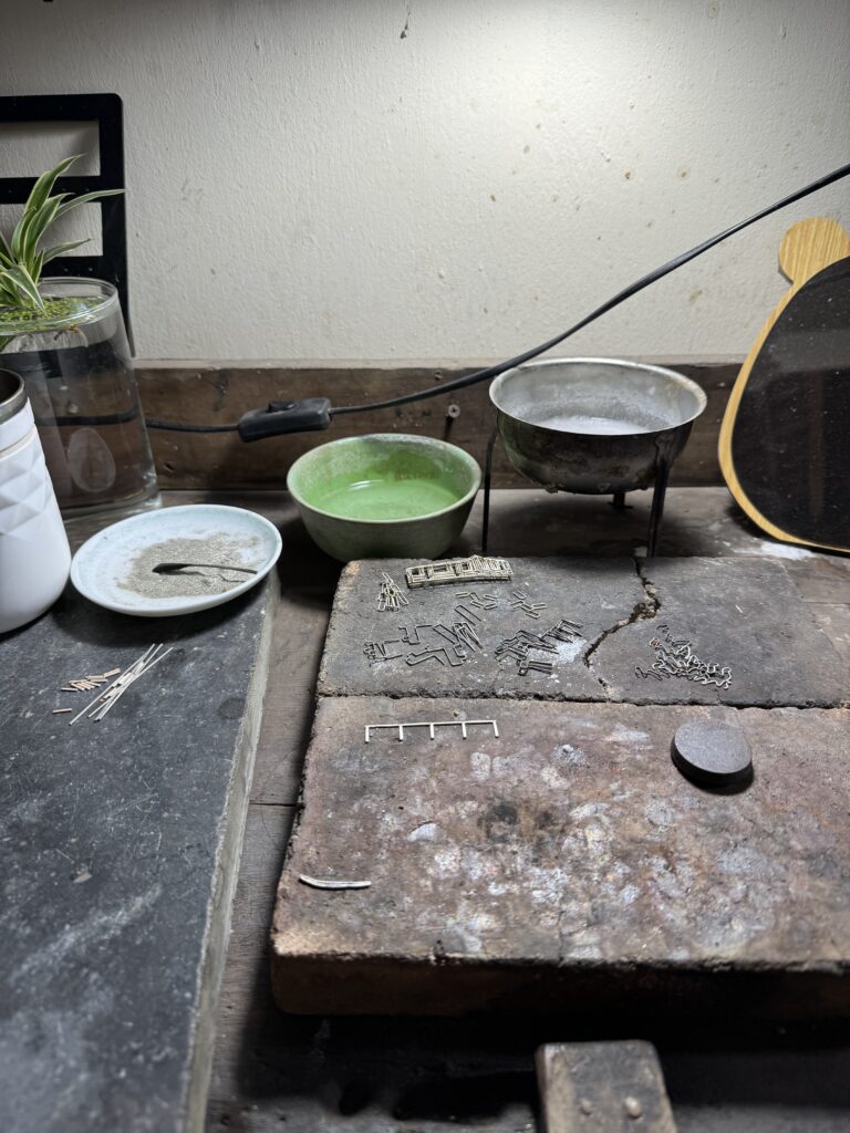 silver smith workshop hanoi workstation