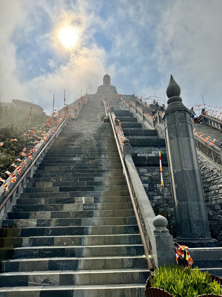 buddha statue on mount fansipan