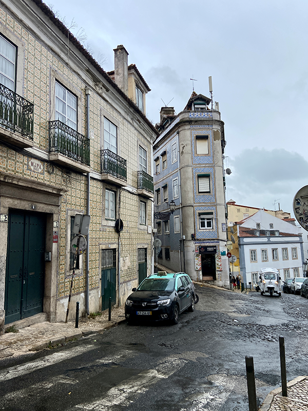 alfama-lisbon