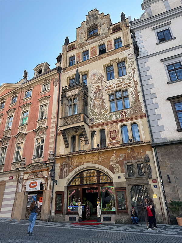 stopover-prague-old-town