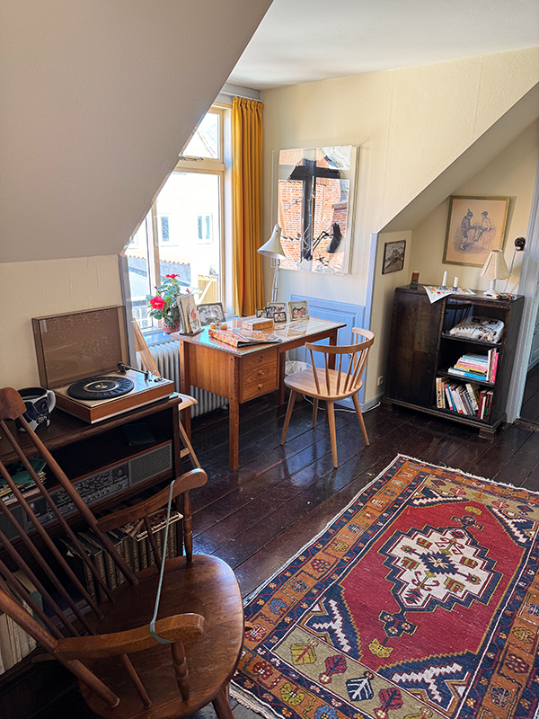 students-studio-apartment-1970