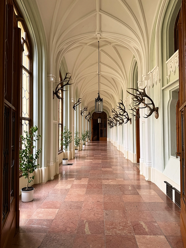 hallway-lednice-castle