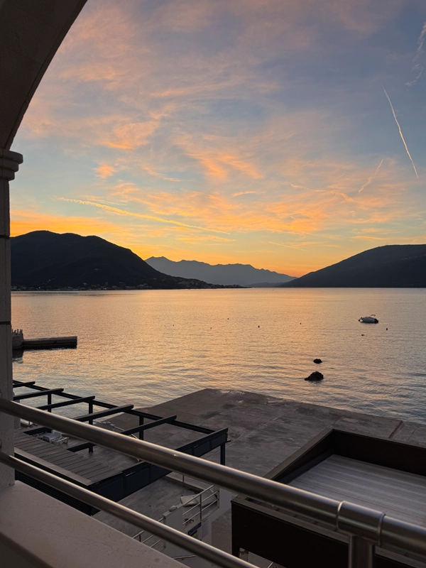 sunrise-from-balcony