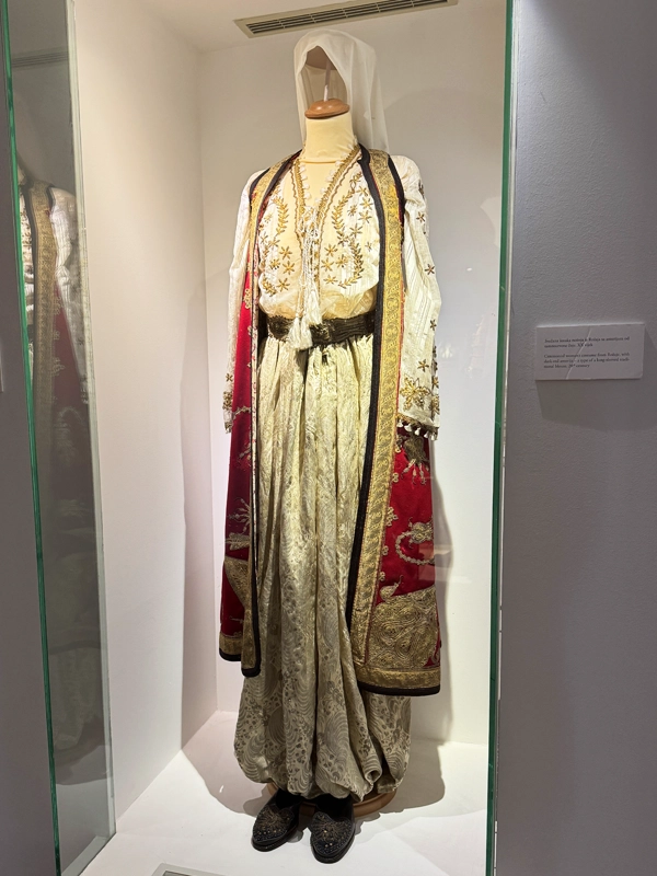 traditional-attire-montenegro