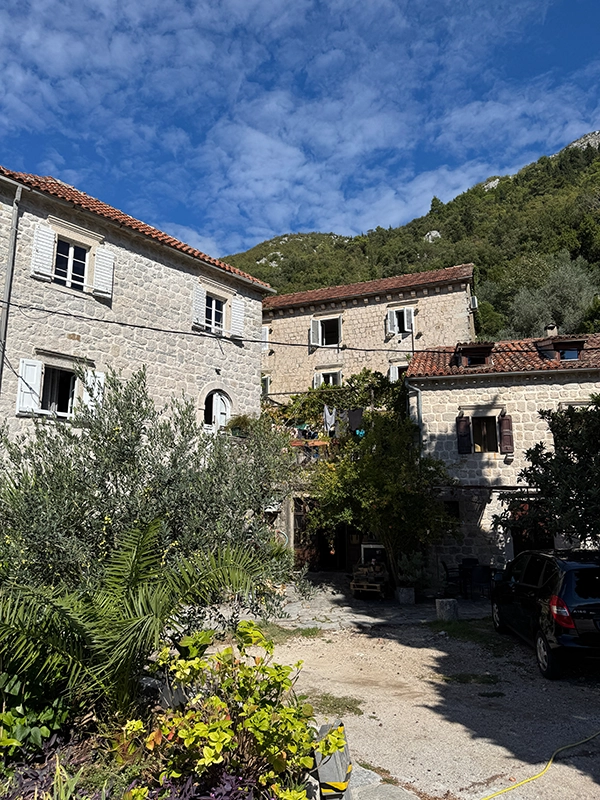 perast-houses