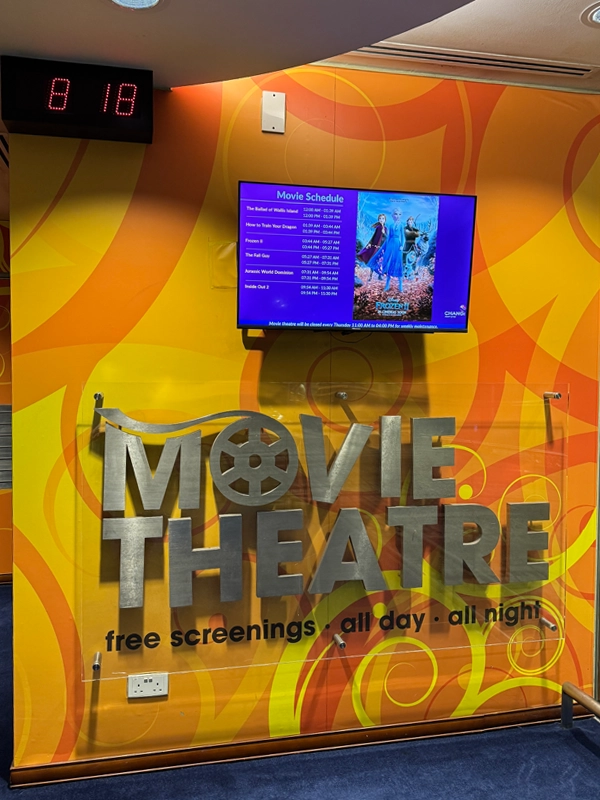 free-movie-theatre-changi-aiport