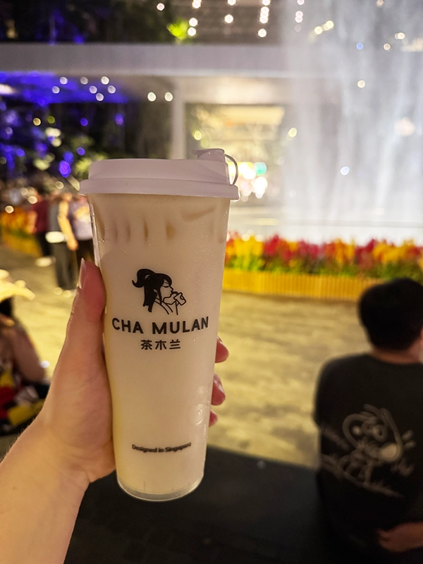 osmanthus-oolong-milk-tea-cha-mulan-changi-airport