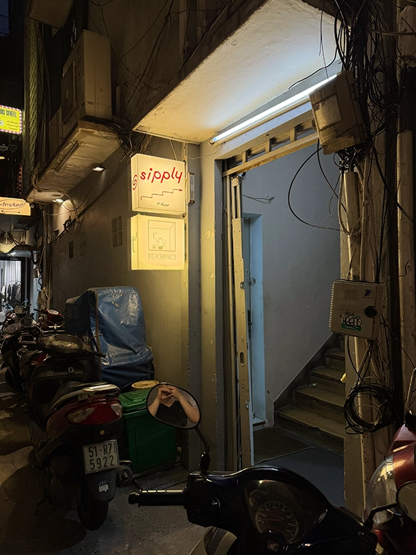 alley-tea-space-ho-chi-minh-city