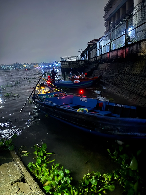 can-tho-pier-at-night