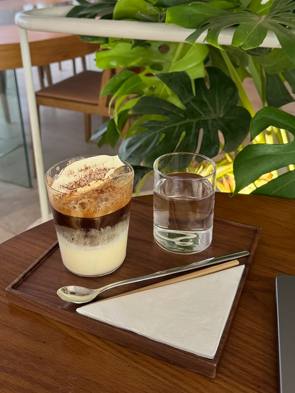 fluffy-cloud-a+c-coffee-experience