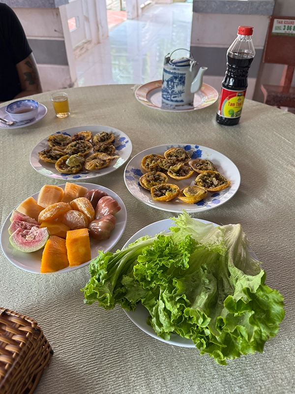 mekong-delta-banh-khot