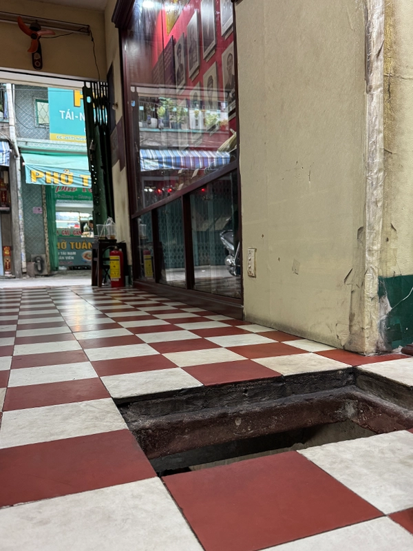 secret-weapon-cellar-ho-chi-minh-city