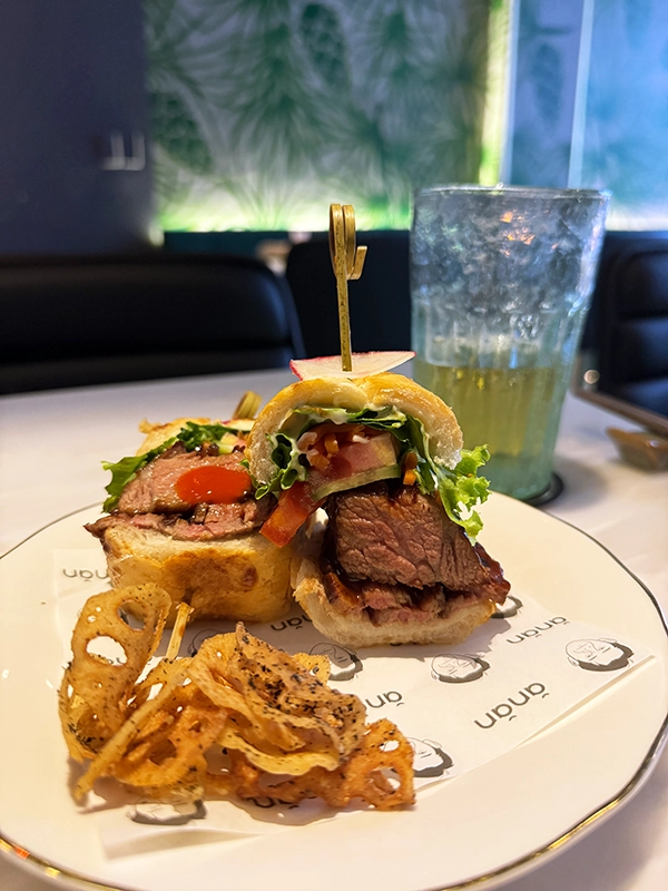 wagyu-beef-mini-banh-mi-anan-saigon