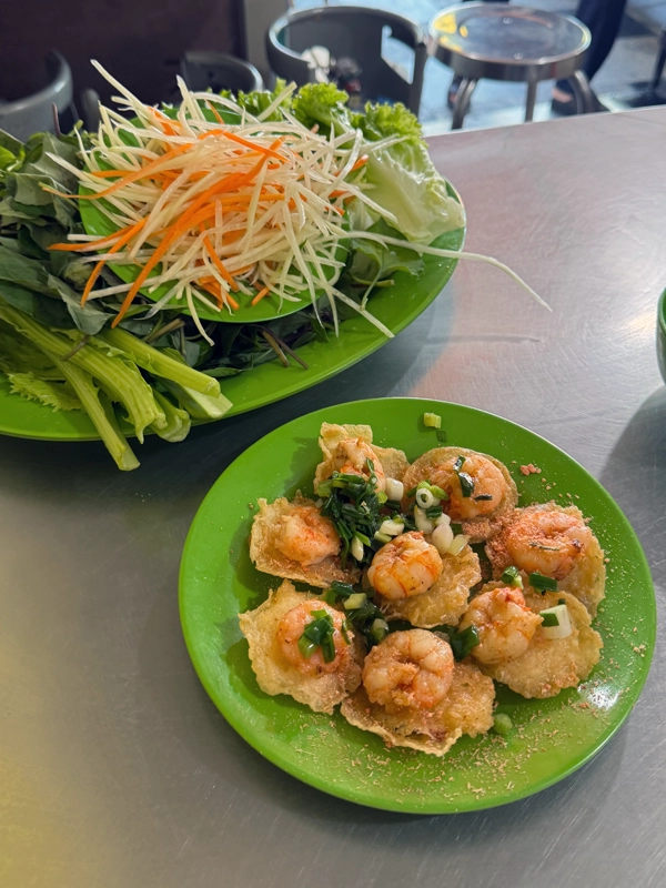 banh-khot-di-huong