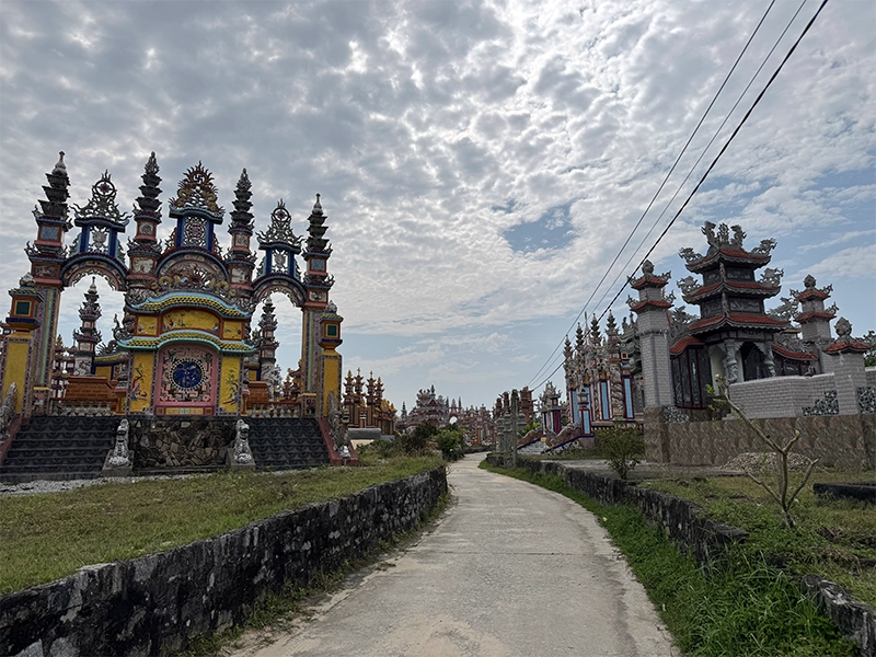 city-of-ghosts-hue