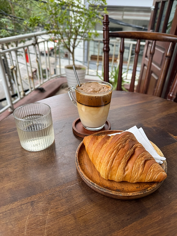 egao-bakery-coffee-and-tea-dong-hoi