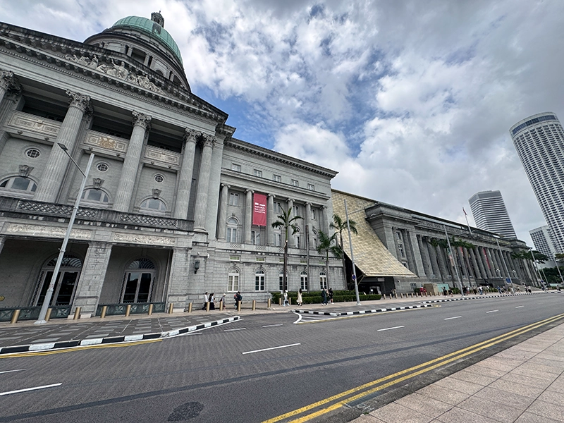 former-supreme-court-and-city-hall-singapore