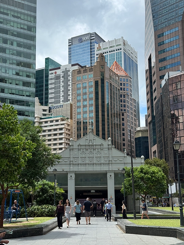 modern-and-old-architecture-singapore