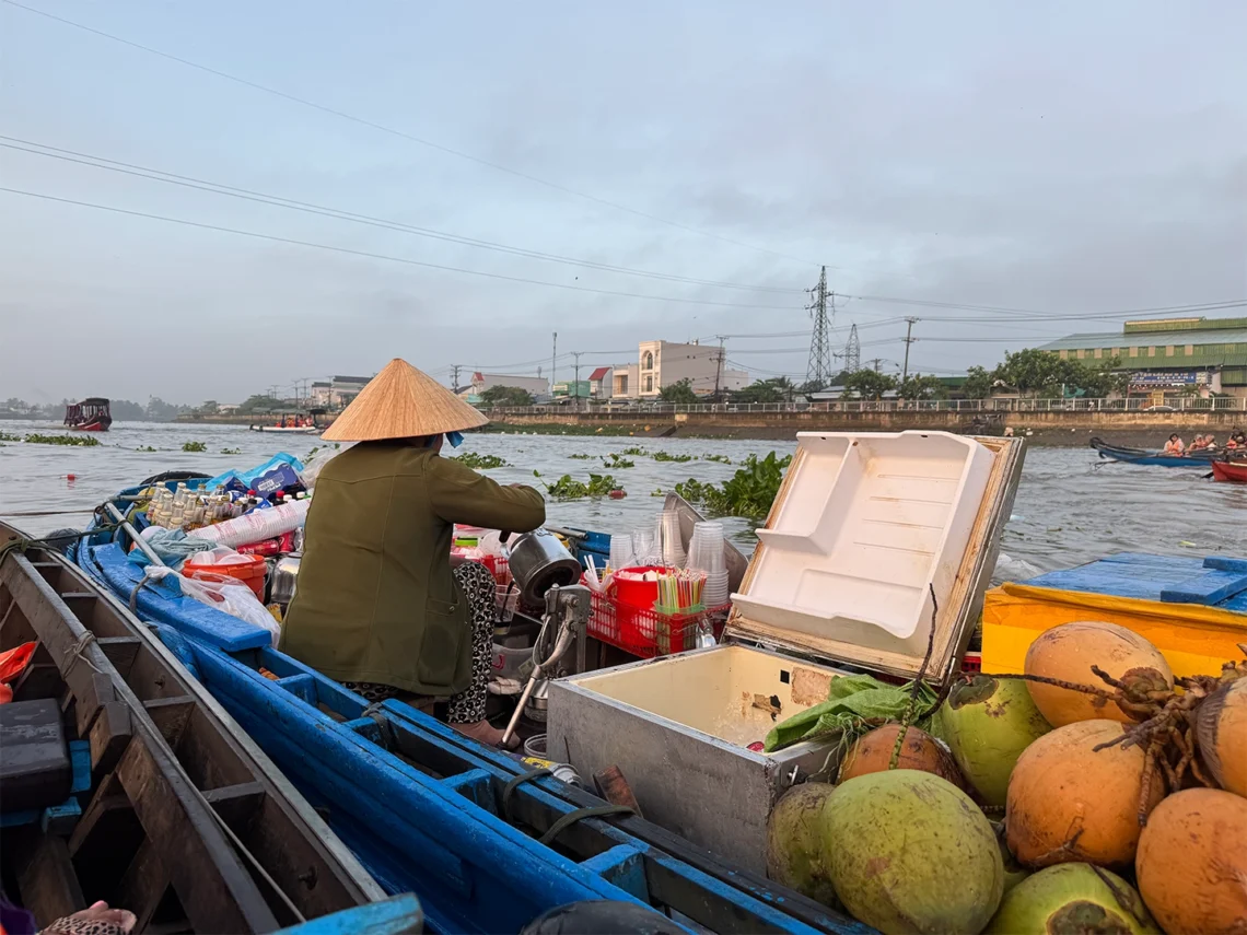 traveling-to-can-tho-for-the-cai-rang-floating-market