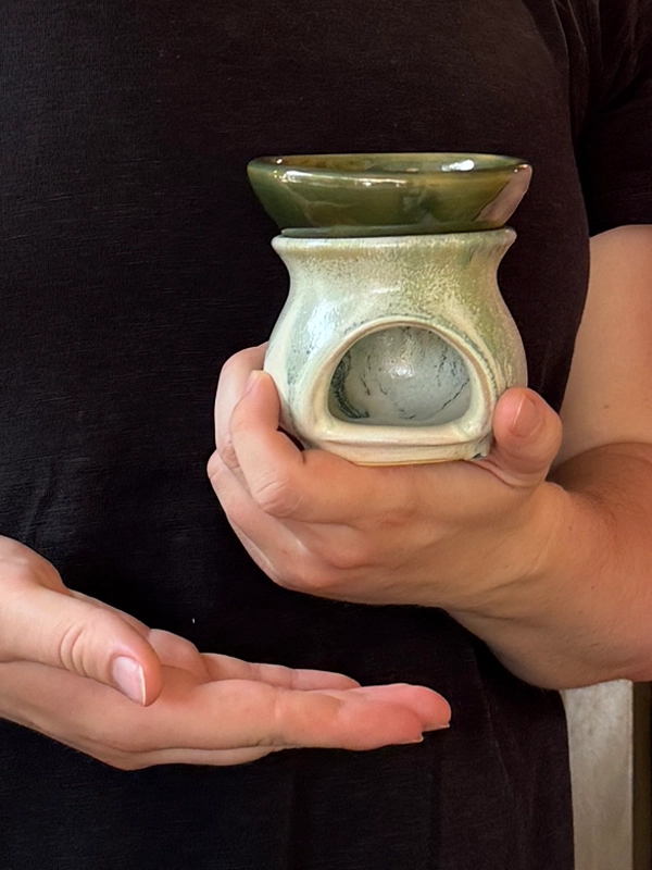finished-aroma-diffusor-pottery-workshop