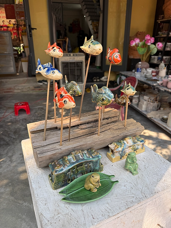 pottery-figures-and-incense-holders