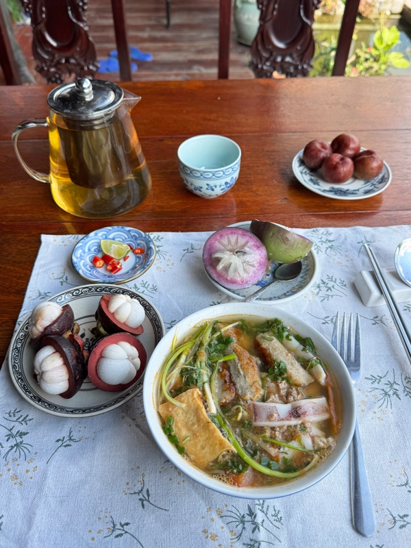 breakfast-an-homestay-after-sunrise-tour