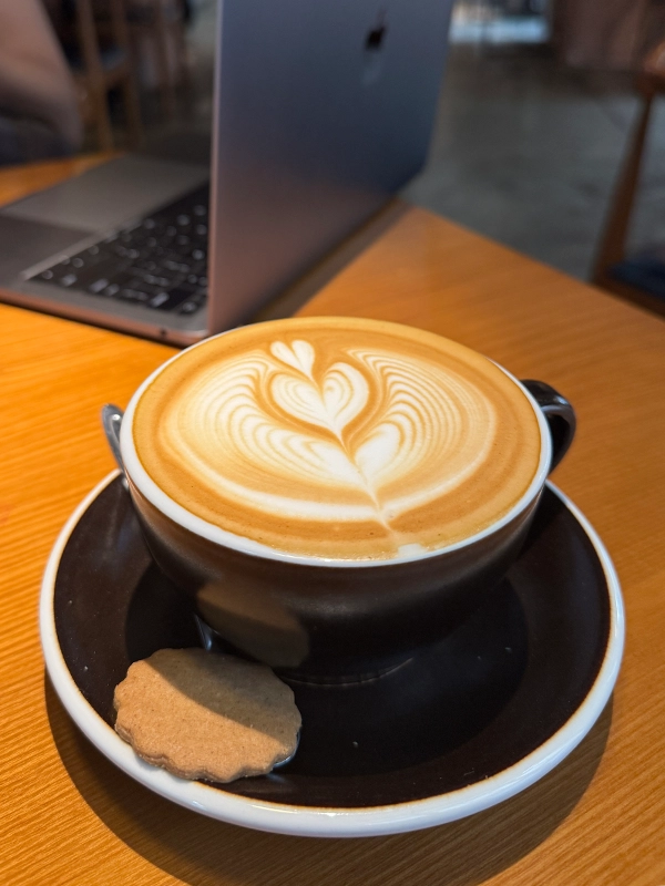 habakuk-fine-coffee-bistro-hanoi