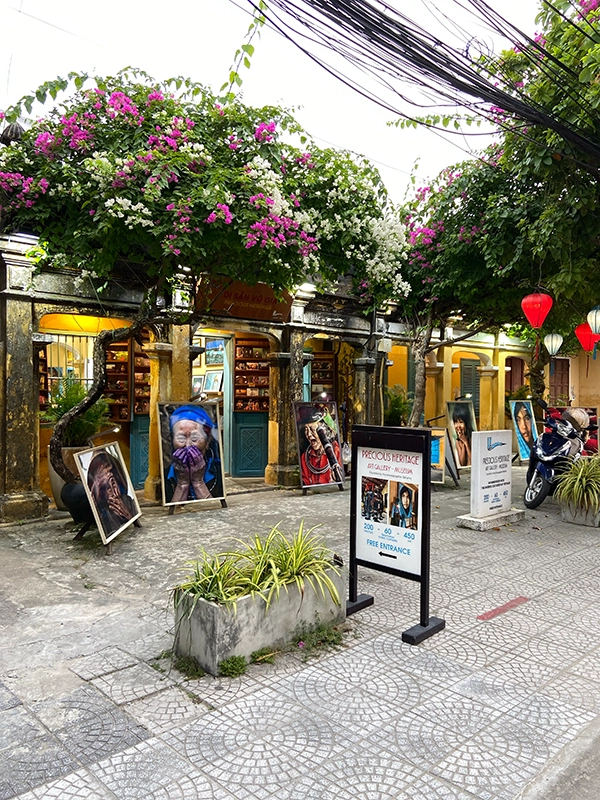 precious-heritage-museum-souvenirs-hoi-an