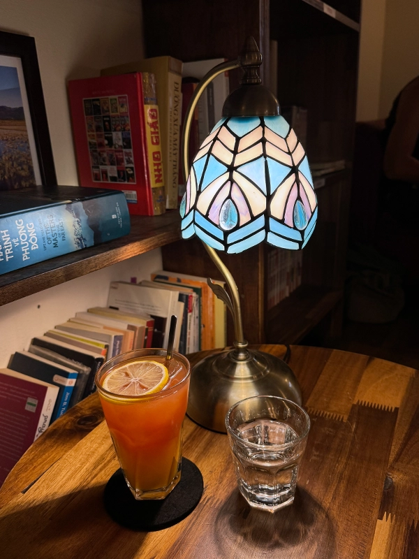 tranquil-books-coffee-hanoi
