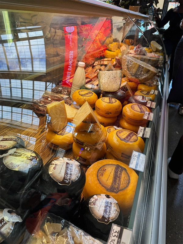 Ievas-cheese-riga-central-market